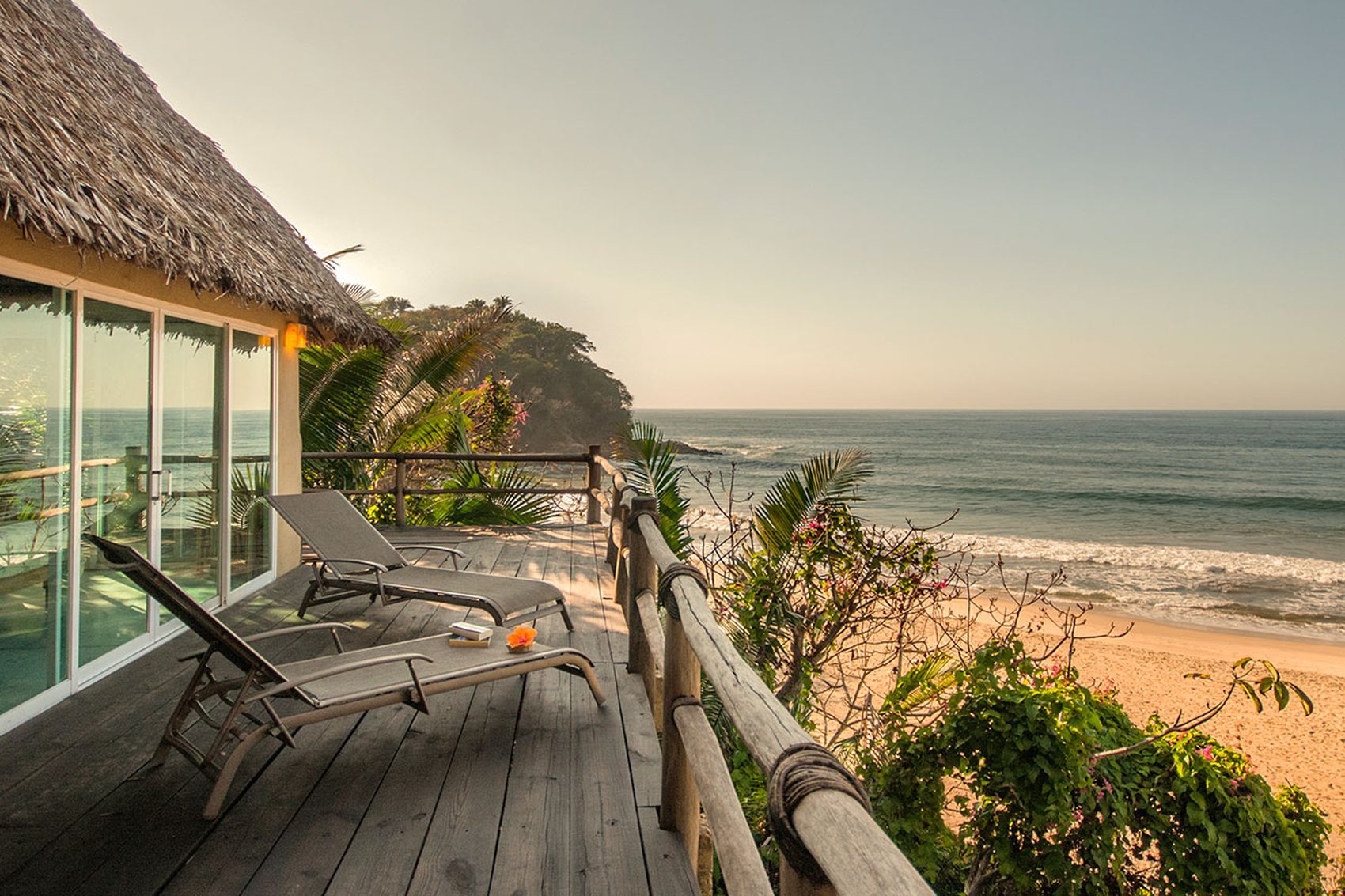 Punta-Monterrey-beach-Hotel-boutique-riviera-nayarit