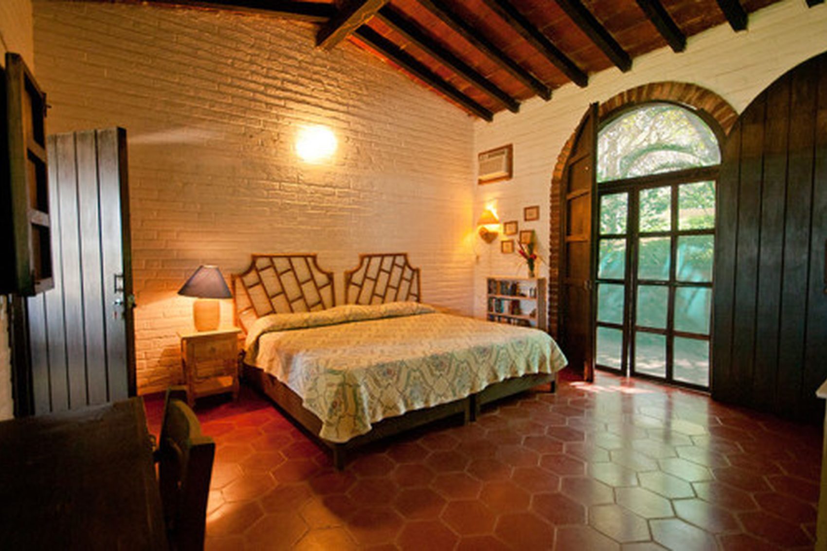 Punta-Monterrey-beach-Hotel-boutique-riviera-nayarit